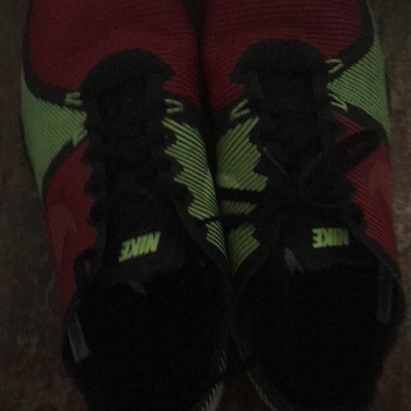 Nike flynit shoes/men’s 11.5 - Picture 3 of 4